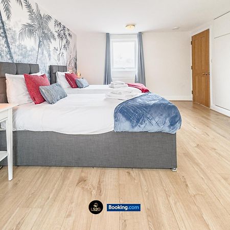 Stunning House By Ls2G Short Lets & Serviced Accommodation Greater London With Free Wifi Eksteriør billede