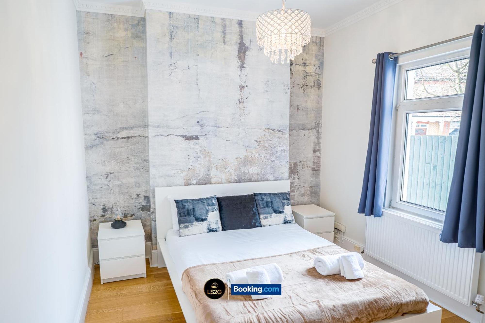 Stunning House By Ls2G Short Lets & Serviced Accommodation Greater London With Free Wifi Eksteriør billede