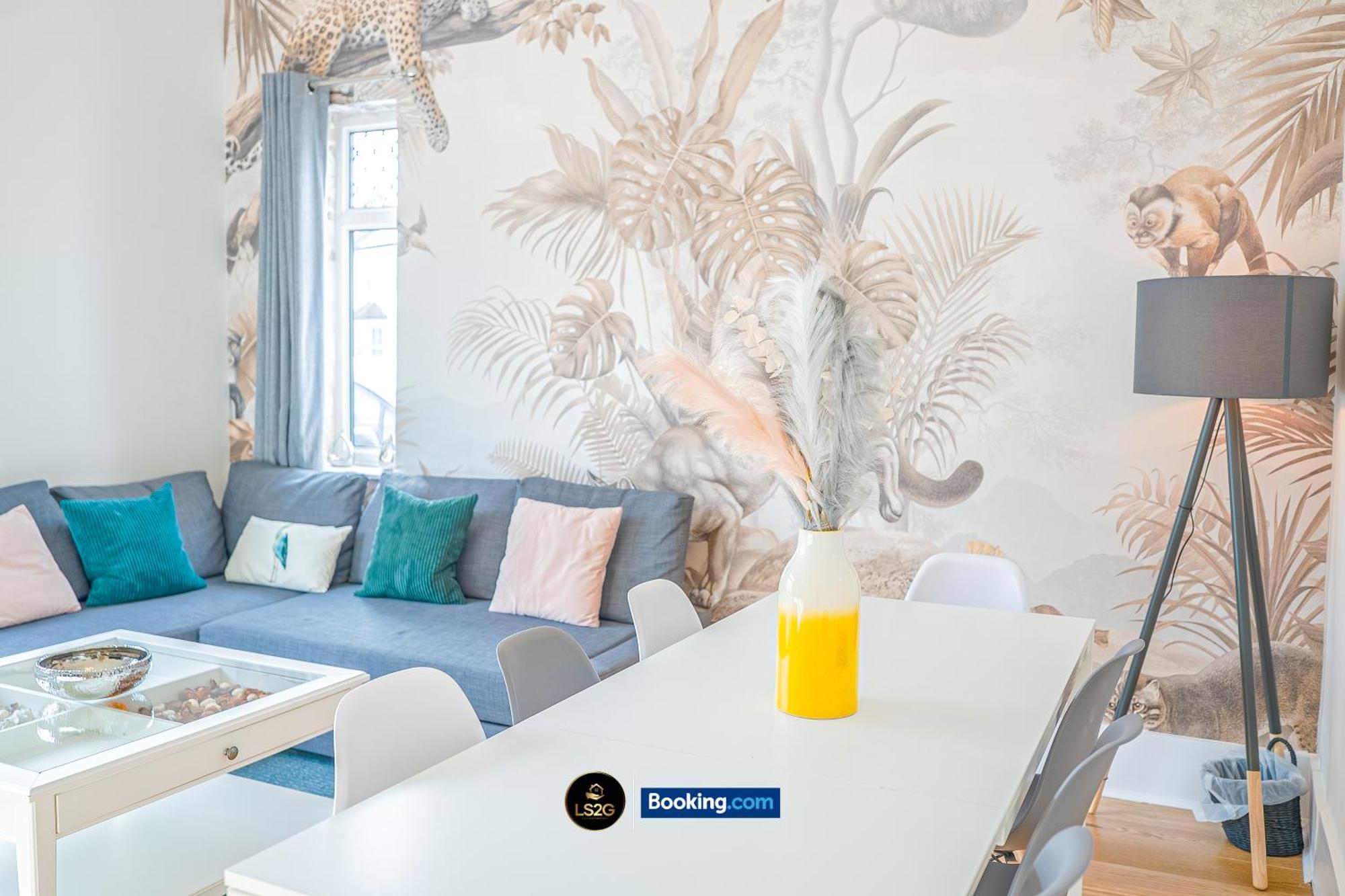 Stunning House By Ls2G Short Lets & Serviced Accommodation Greater London With Free Wifi Eksteriør billede