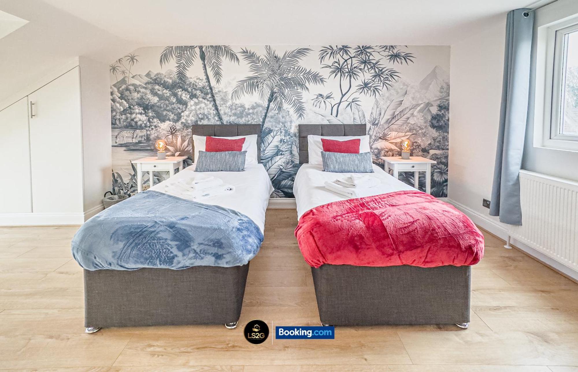 Stunning House By Ls2G Short Lets & Serviced Accommodation Greater London With Free Wifi Eksteriør billede